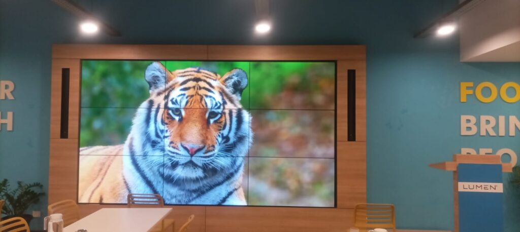 presentation-people-event-space-banglore-project