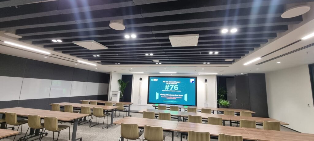 presentation-people-lecture-theatre-gurgaon-project